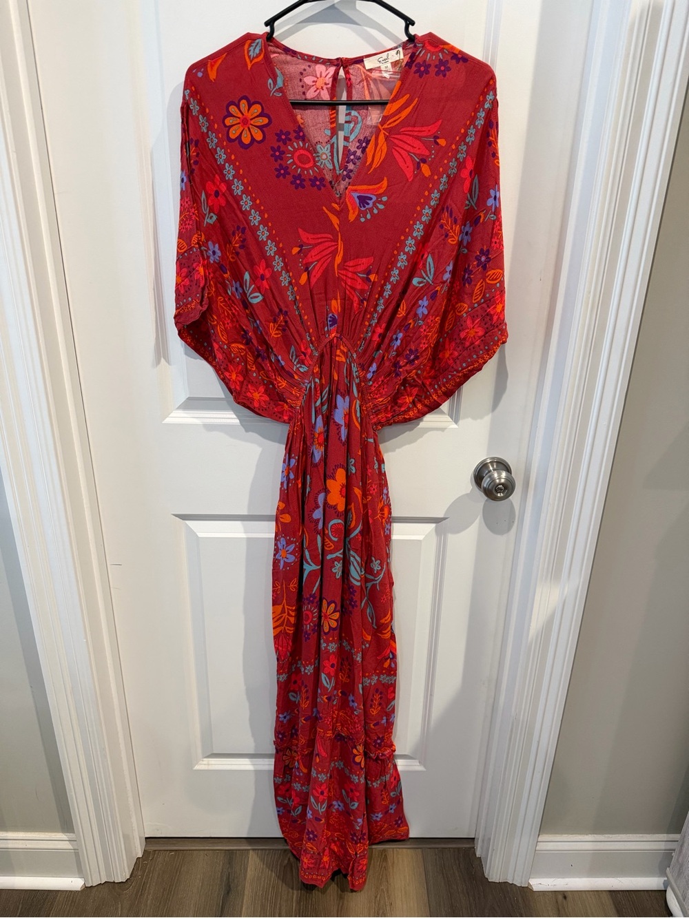 NWT Easel Dolman Sleeve Maxi Dress Size Medium